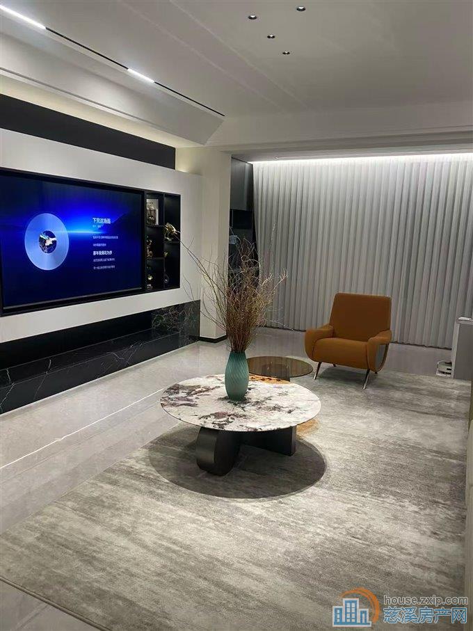 宗汉天铂佳苑豪装143平方168万直接