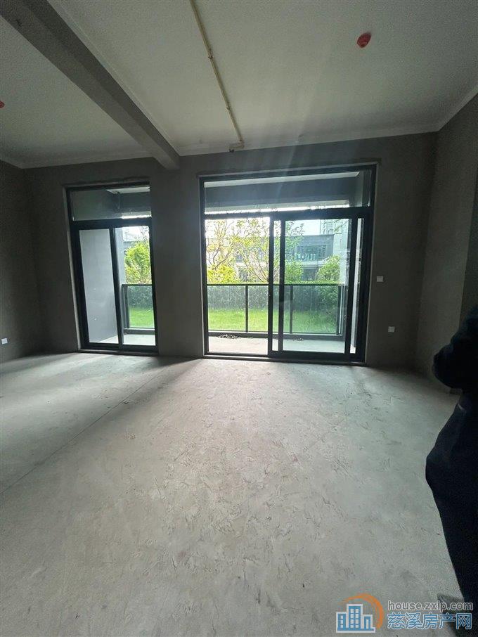 玉宸园央企品质，绿城物业，新房也有