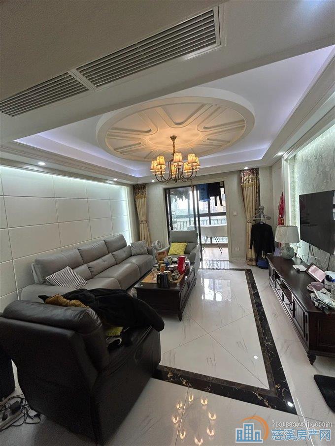 白金湾132平125.8万精装修绿城物业