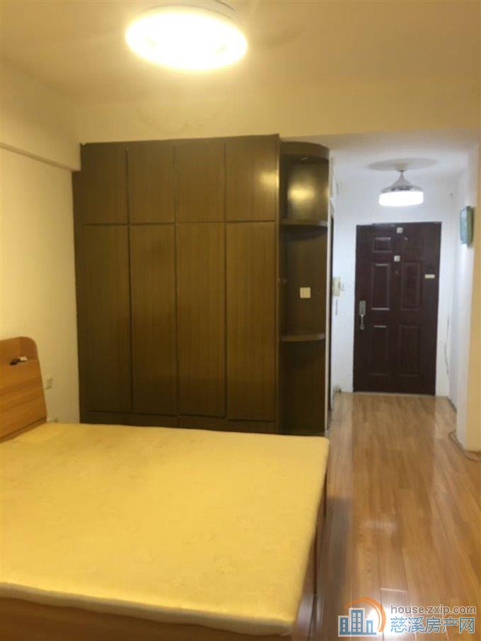 中凯华庭37平精装修33万直接