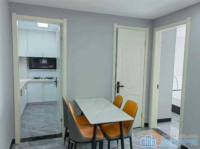 尚德家园63平楼层佳2室精装71.8万