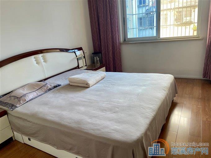 吉祥新村101平十特大储物间20平97万