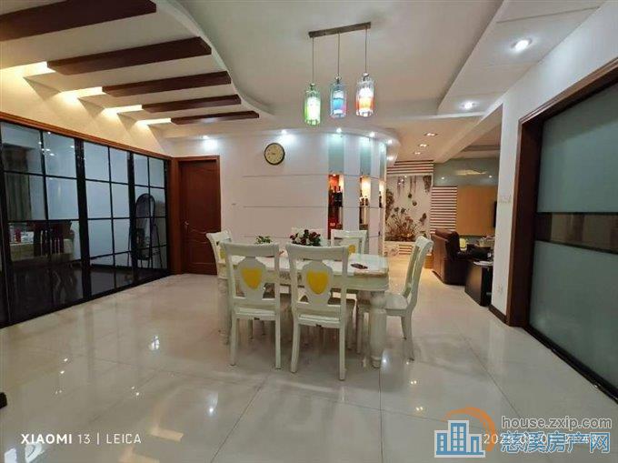 隆兴家园3楼150平车库套精装188万