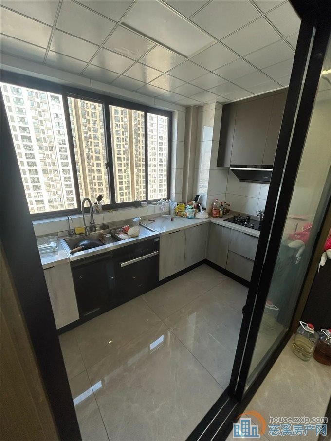 复地御溪雅苑二期    精装40个带车位