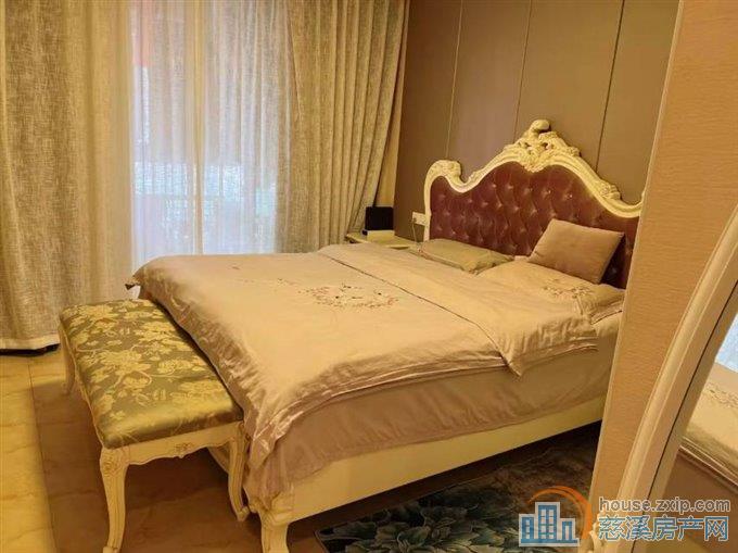 嘉景园单身公寓37平精装46.8万