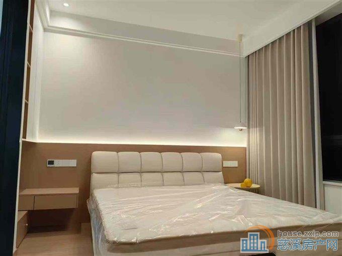 首次出租云逸里豪华精装