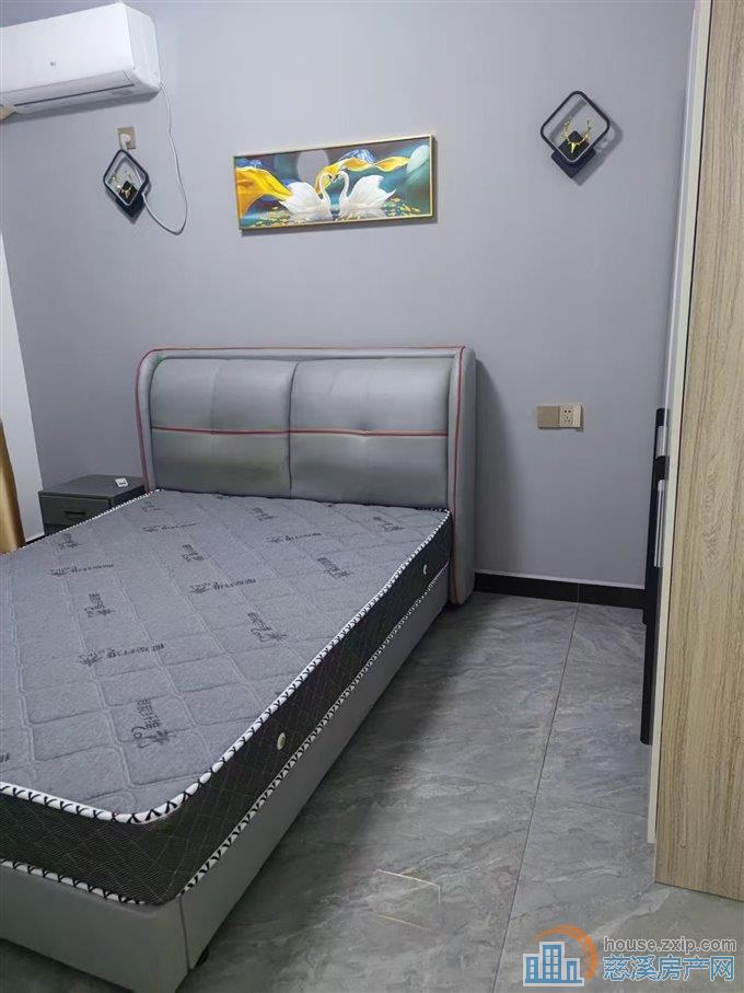 宗汉时代广场新华街 中梁泊景庭