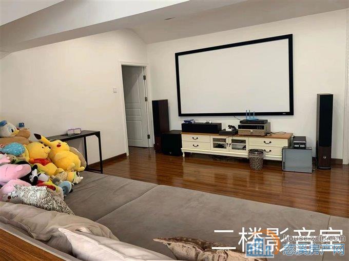 梵石花园177平方+阁楼180平240万