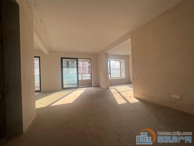 誉林府洋房 118平方240万 带车位