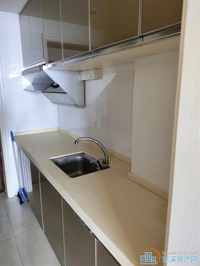 泰悦公寓 精装 中上楼层 三小上林