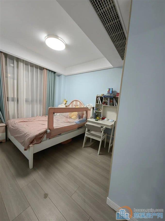 复地御溪雅苑98平119万精装修