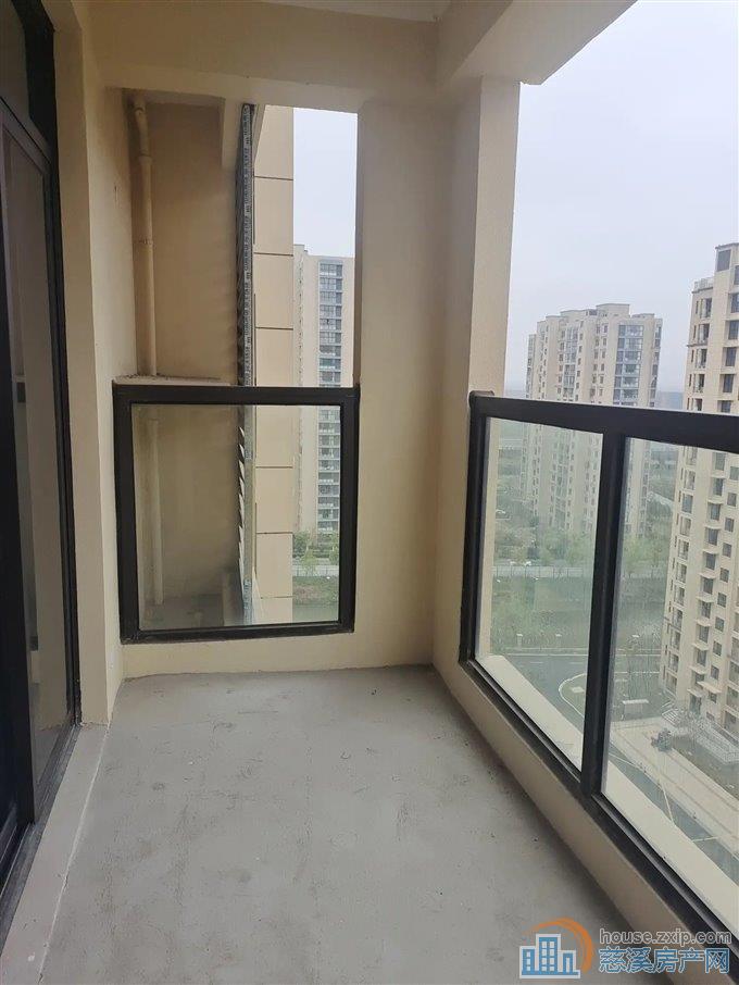 观湖佳苑140平黄金楼层南北通透仅155