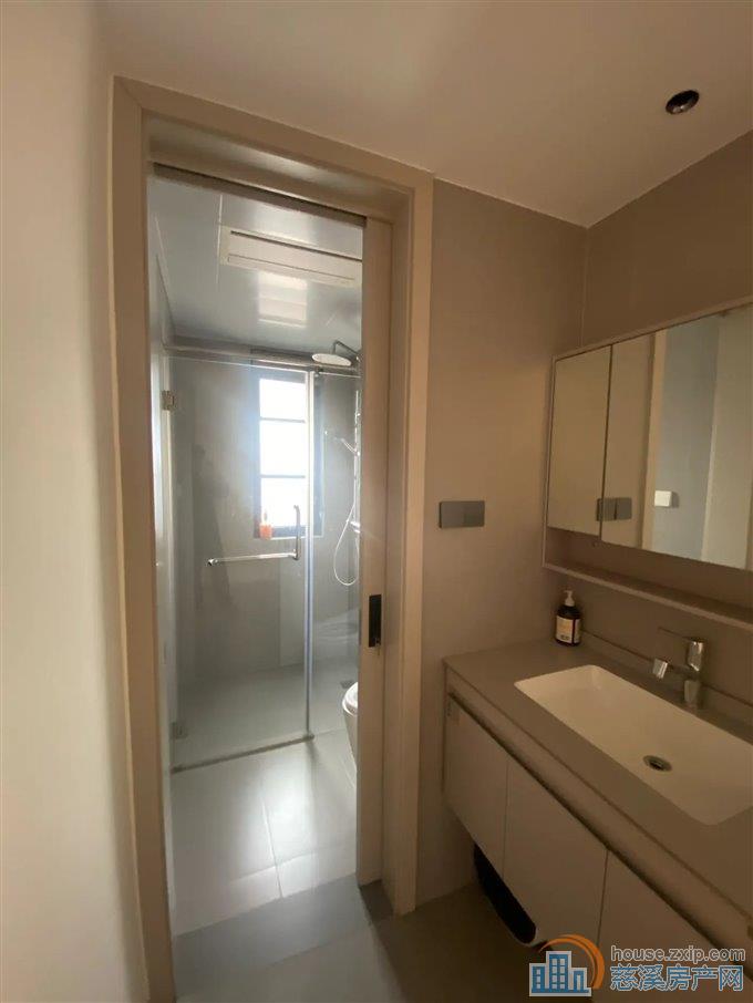 江樾潮启 全新精装130平方220万