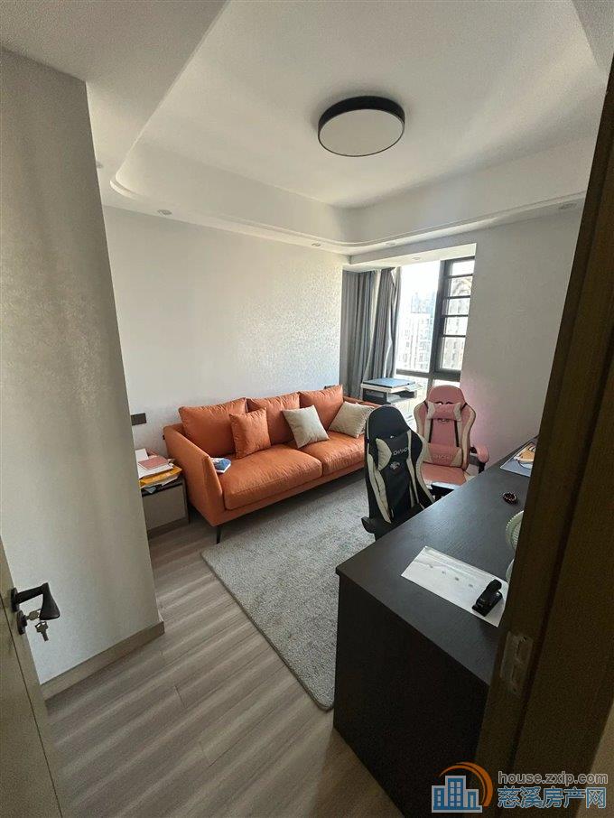 复地御溪雅苑二期    精装40个带车位