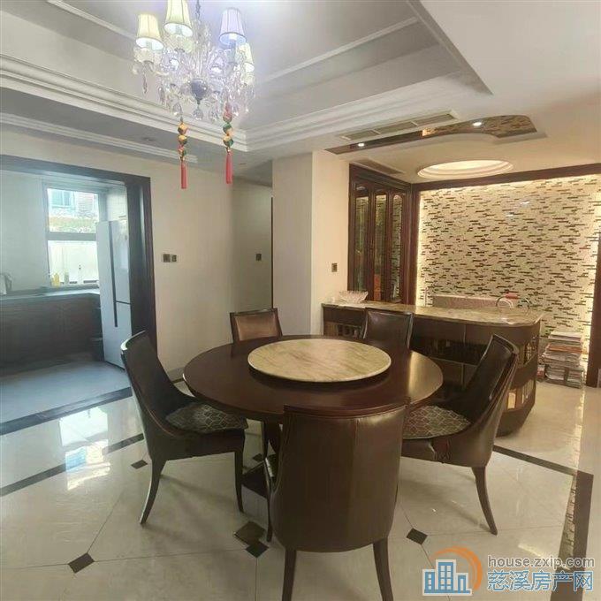 出售：【金色港湾】洋房3楼总高6楼精装