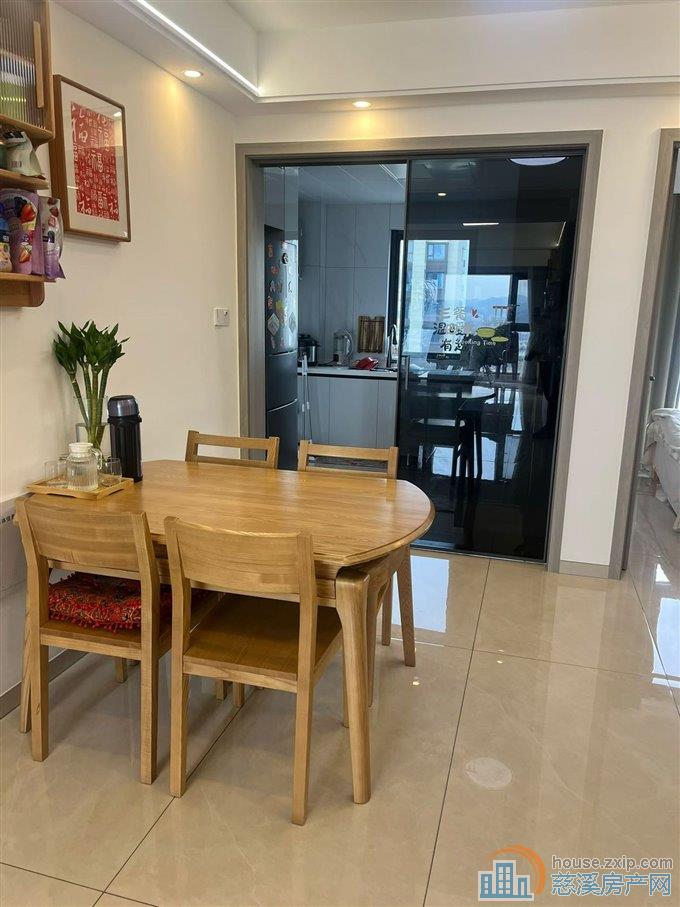 余姚阳光城裴丽湾精装