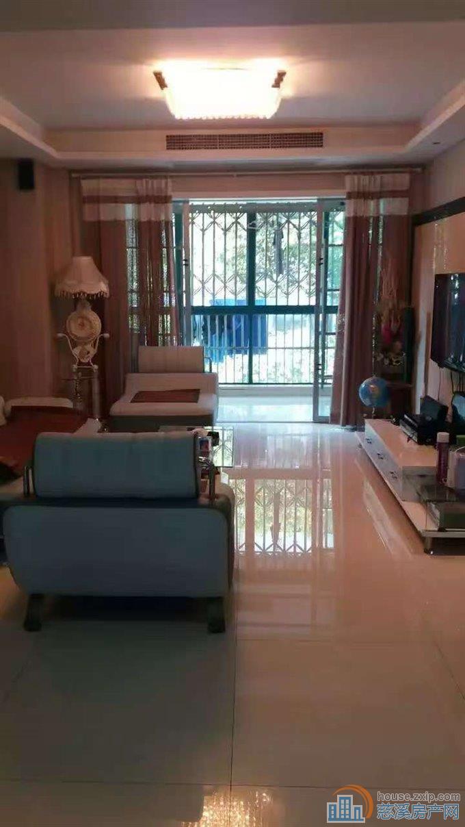 胜地名苑 精装113平118万带车位