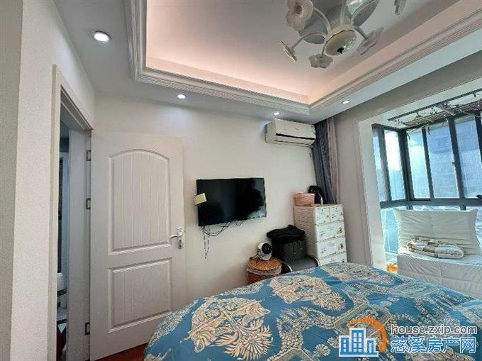 人和家园自住精装75平黄金楼层可读书