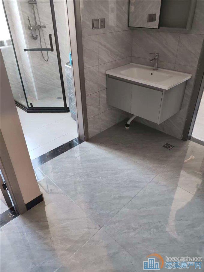 明月湖爱琴海新河坊周边观湖佳苑一室朝北