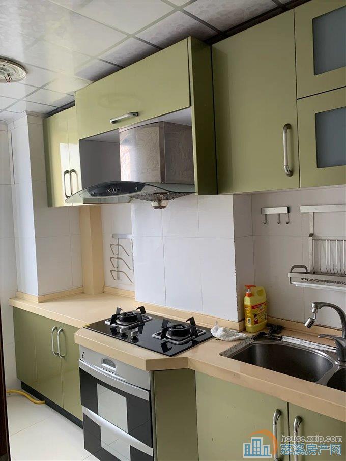 嘉和名苑 精装137平方145万带车位