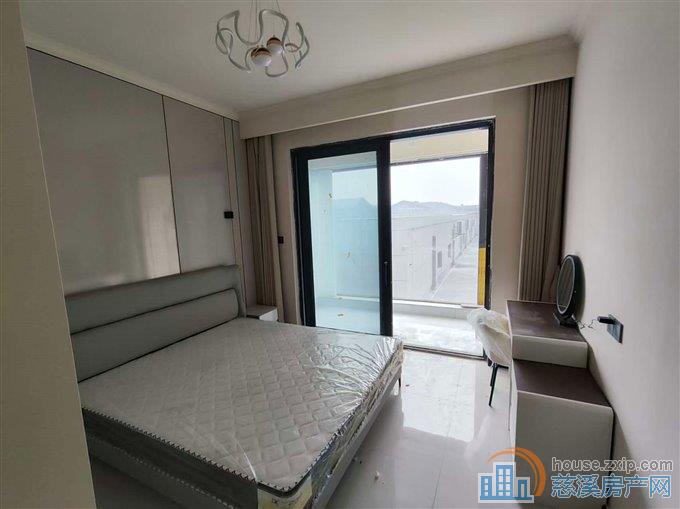 万固臻悦府 东区 新城河新河坊旁