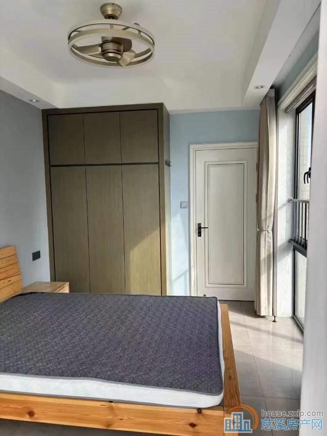 界牌新村51平南北通透精装1900元