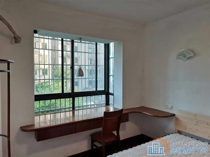 人和家园多套88平二室1600元2200