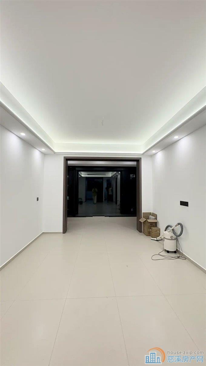 蔚蓝云图花苑95平132万洋房户型好