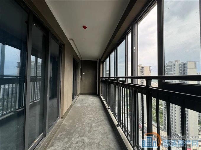 紫阙台118平超高性价比仅需185带车位