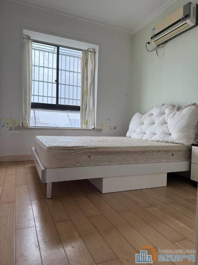 人和家园洋房88平架空层一间