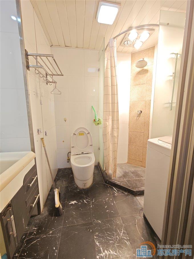 急卖东瑞大厦 32平精装修19万直接房源