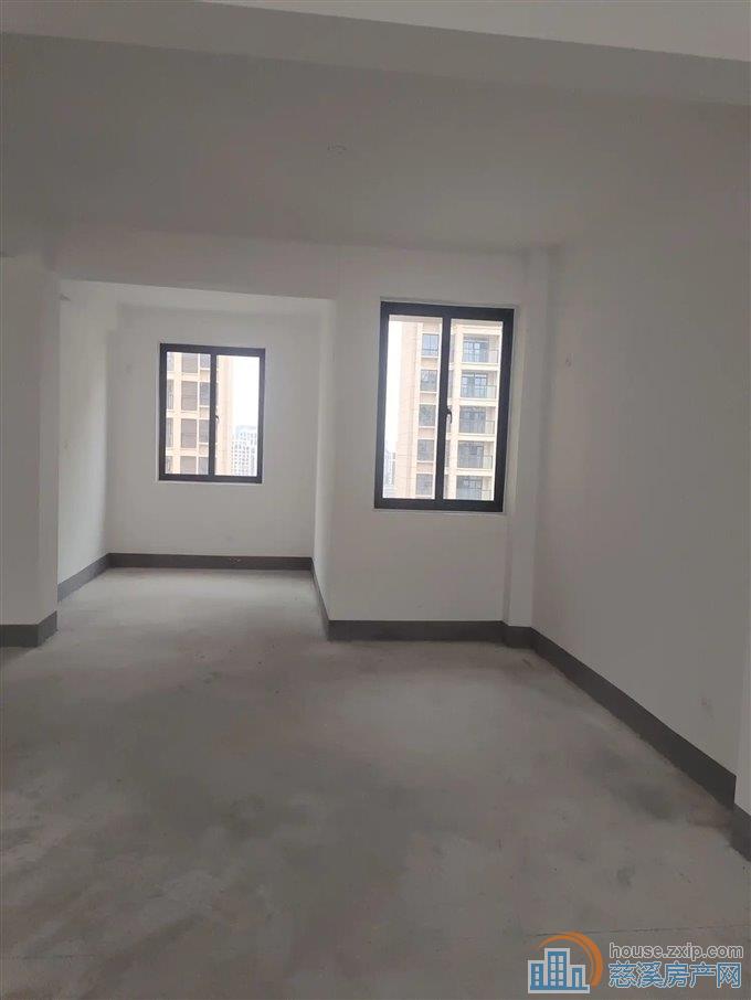 观湖佳苑140平黄金楼层南北通透仅155