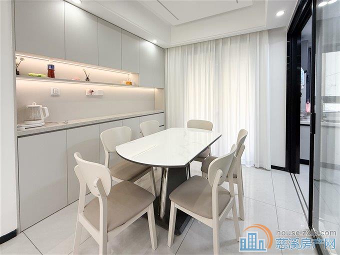 天安盛世臻境 精装 有车位