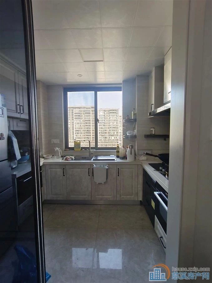 祥生望玥府127平270万好楼层