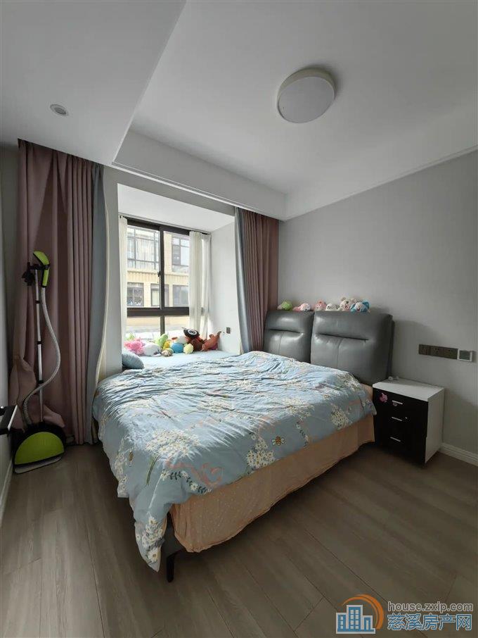 复地御溪雅苑98平119万精装修