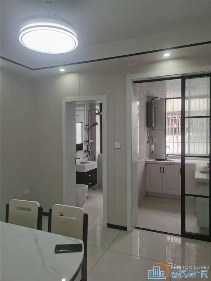 慈溪山庄3楼49平方精装59.8万