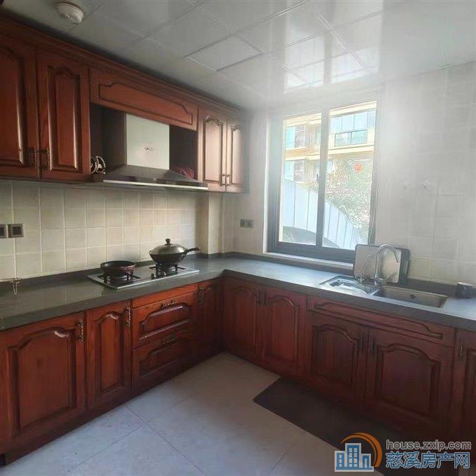 出售：【金色港湾】洋房3楼总高6楼精装