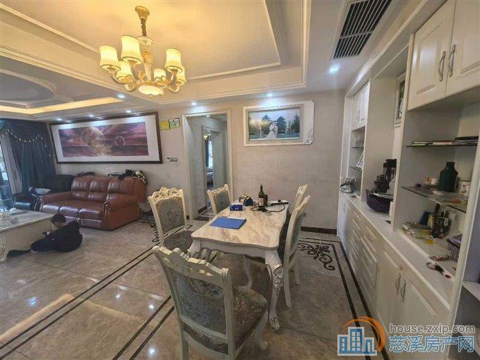 特价房源保利 君悦湾婚装贷车位急卖一口价