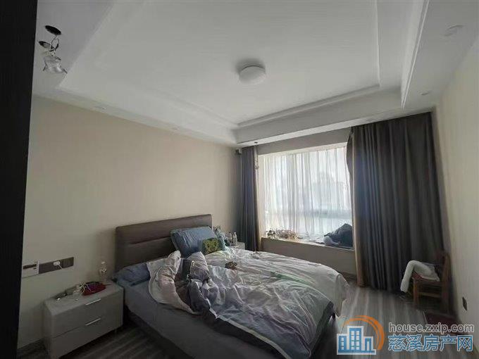 环驰二期复式118平+56平精装178万