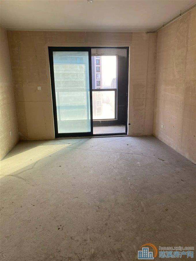 江樾潮启3室2厅2卫