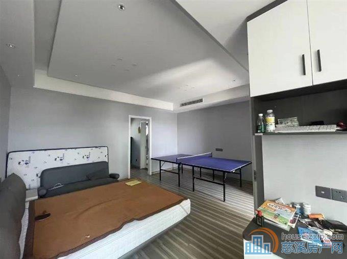 环驰二期复式118平+56平精装178万