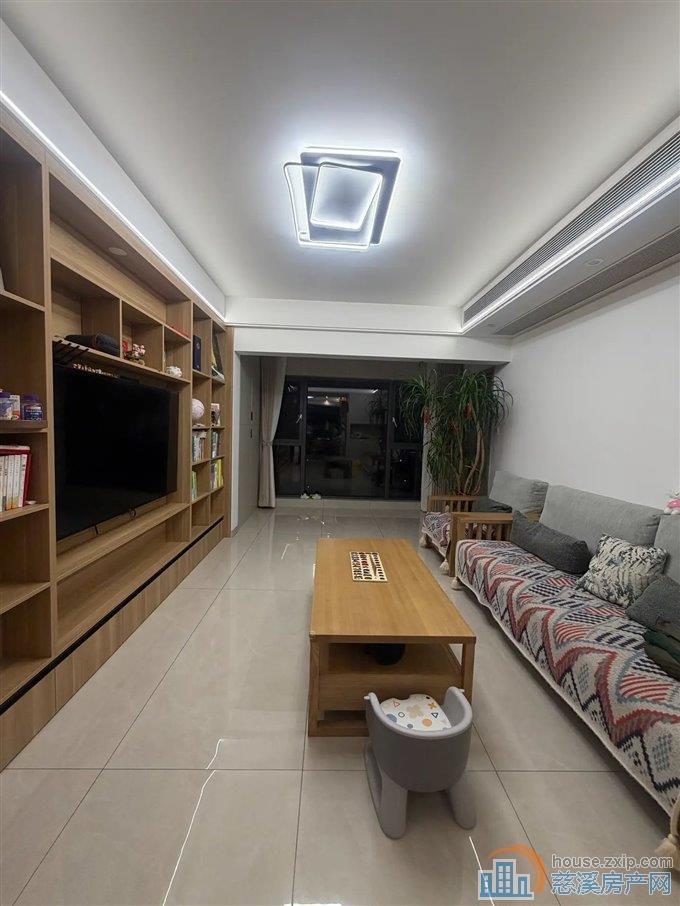 阳光城翡丽湾119平88万送车位