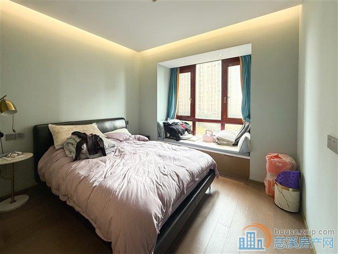 复地御溪雅苑 豪装170平228万双车位