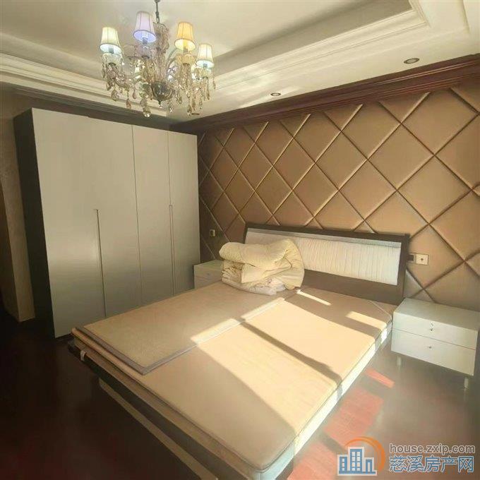 出售：【金色港湾】洋房3楼总高6楼精装