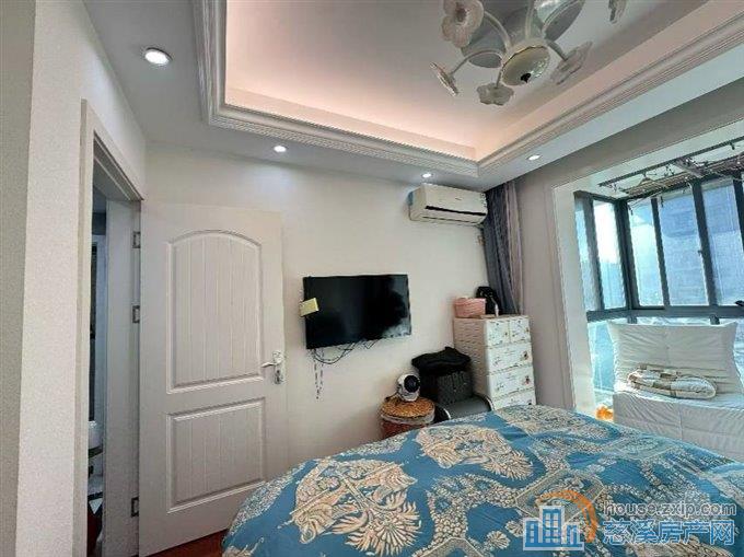 人和家园自住精装75平黄金楼层可读书