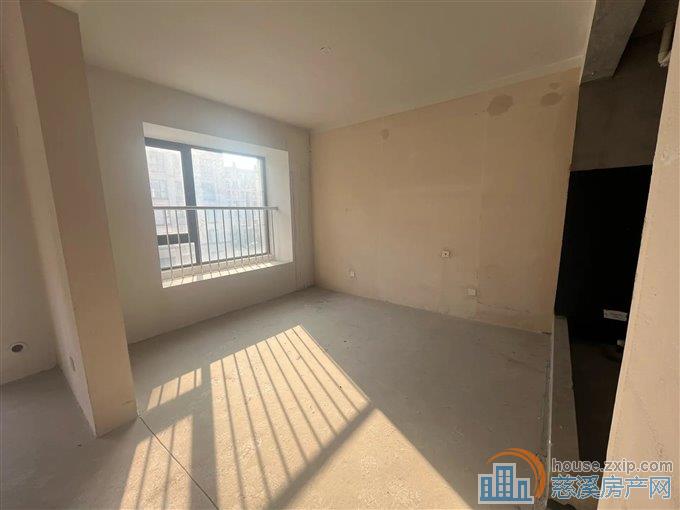 誉林府洋房 118平方240万 带车位