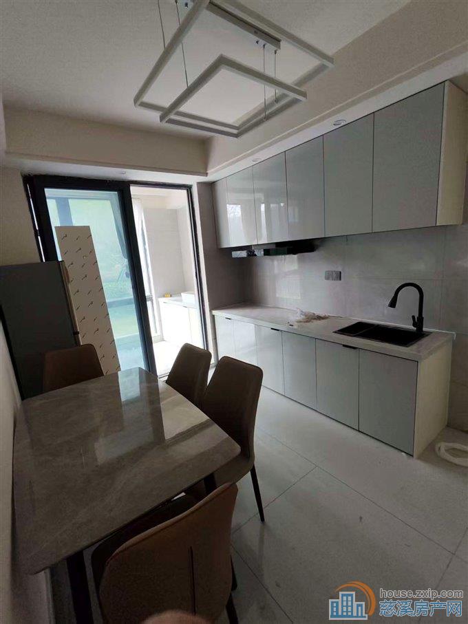 碧桂园泊蔚里朝南套   近新城河新河坊