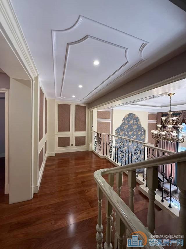 越溪梅园联排别墅二通四地暖豪装