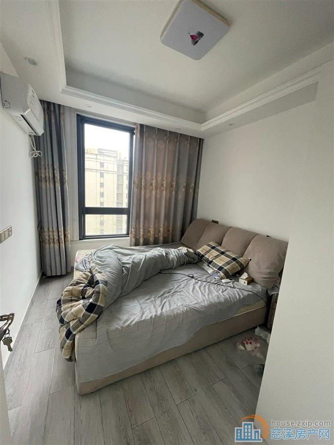 出租新潮塘北苑45平2000每月