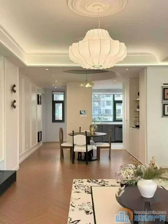 花样年悦城拎包入住